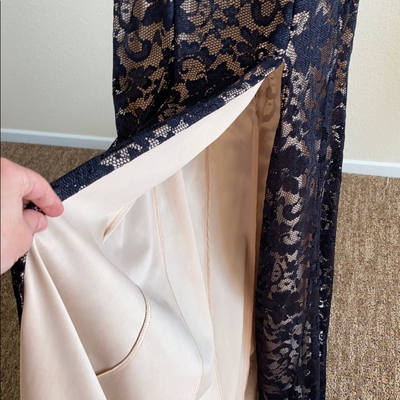 Evening dress - Picture 4 of 5